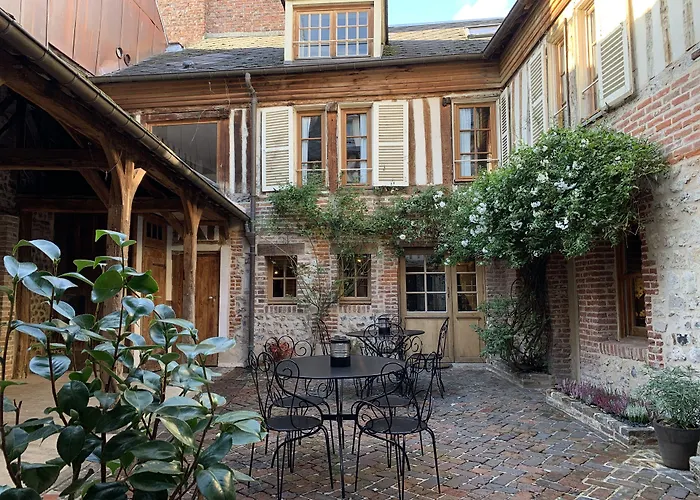 Bed and Breakfast L'Ecole des Demoiselles à Honfleur